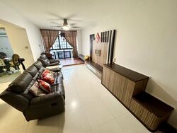 Blk 202A Compassvale South Gate (Sengkang), HDB Executive #450321071